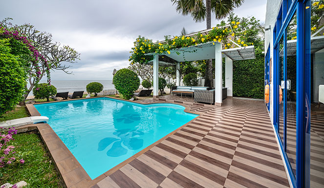 4 Bedroom Beachfront Pool Villa