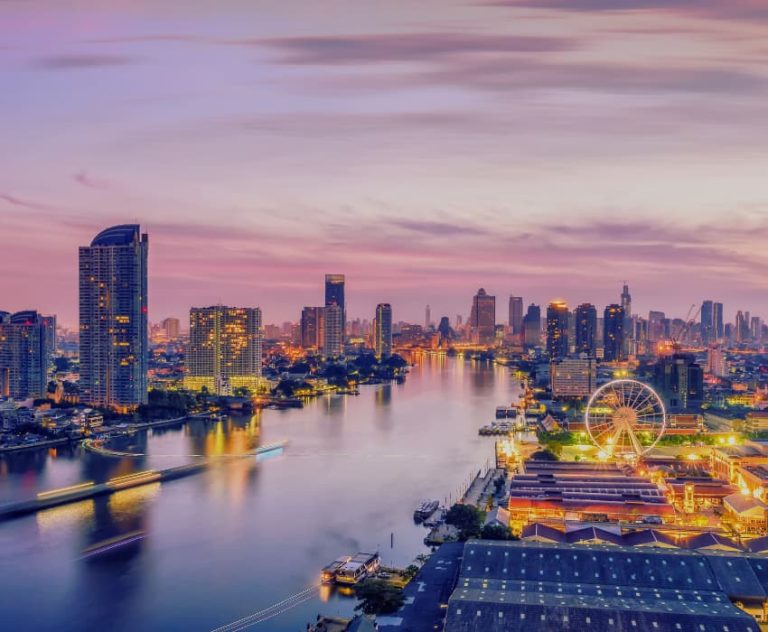 Exploring Bangkok and Local Culture - akyra Bangkok 11