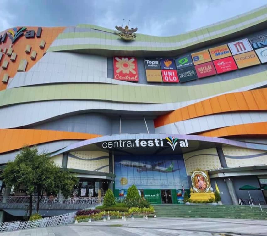 Central Festival Shopping Mall in Chiang Mai - Aleenta Retreat Chiang Mai