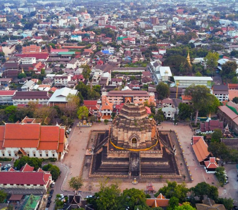 Famous Streets in Chiang Mai - Aleenta Retreat Chiang Mai