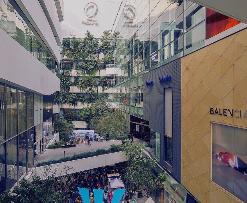 EmQuartier Shopping Mall in Bangkok - akyra Bangkok 11 Hotel