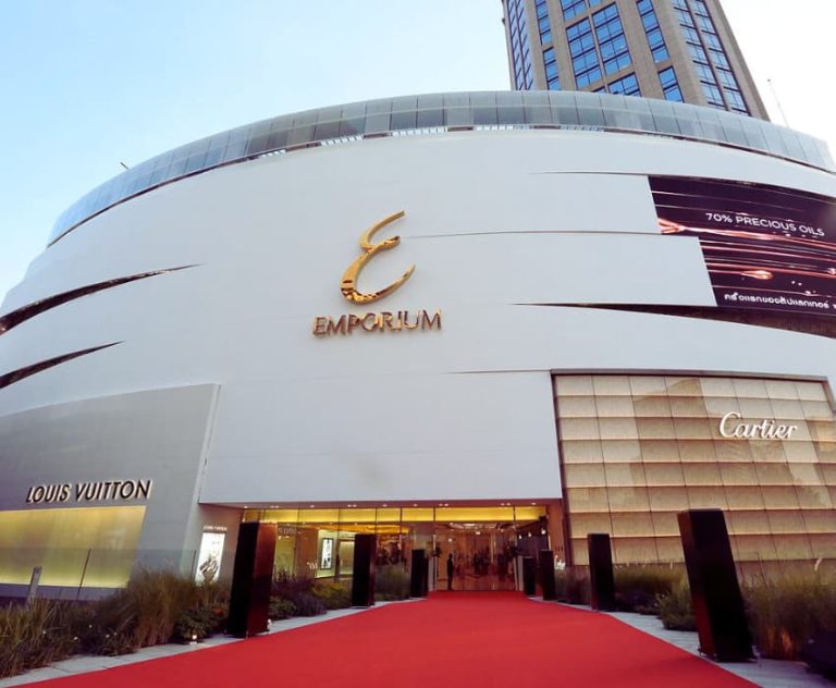Emporium Shopping Mall In Bangkok - akyra Bangkok 11 Hotel