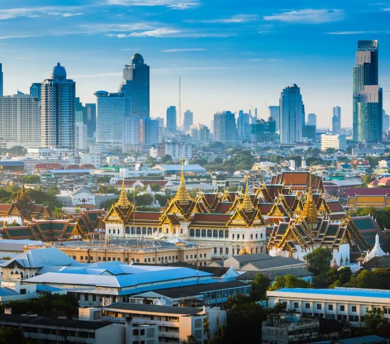 Exploring Bangkok’s Old Buildings - akyra Bangkok 11 Hotel