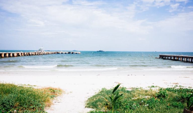 How Far Is Hua Hin from Bangkok? - Aleenta Hua Hin - Pranburi Resort & Spa