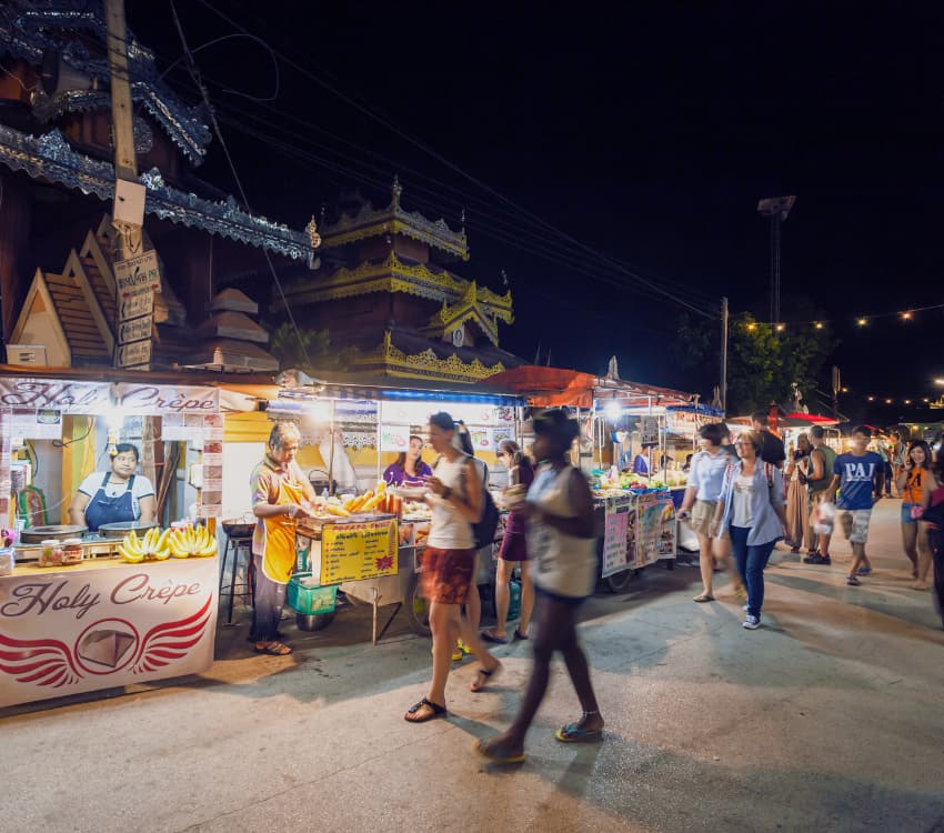 Exploring the Markets in Chiang Mai - Aleenta Retreat Chiang Mai
